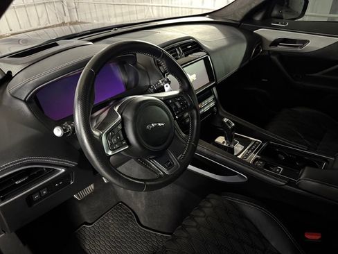 Used 2020 Jaguar F-PACE SVR AWD/4WD image 23