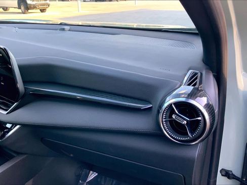 Certified 2025 Chevrolet Equinox LT image 17