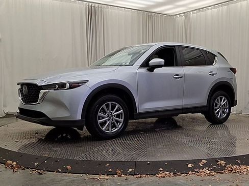 Used 2023 MAZDA CX-5 AWD 2.5 S w/ Select Package image 3