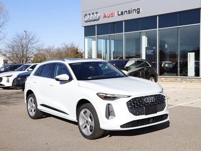 New 2025 Audi Q5 Premium Plus