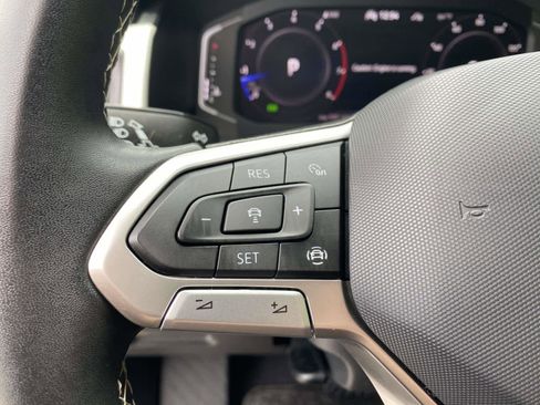 Certified 2023 Volkswagen Atlas SE AWD/4WD image 12