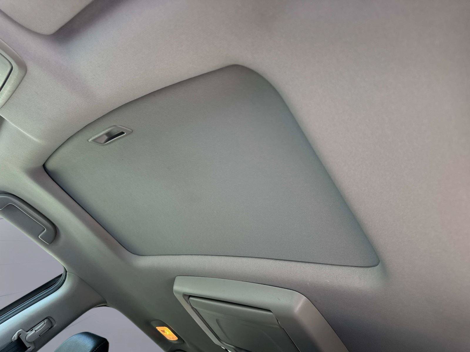 Used 2019 Honda Pilot Elite image 35