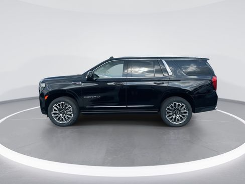 Used 2023 GMC Yukon Denali Ultimate AWD/4WD image 6