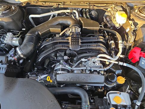 Used 2024 Subaru Outback Premium image 27