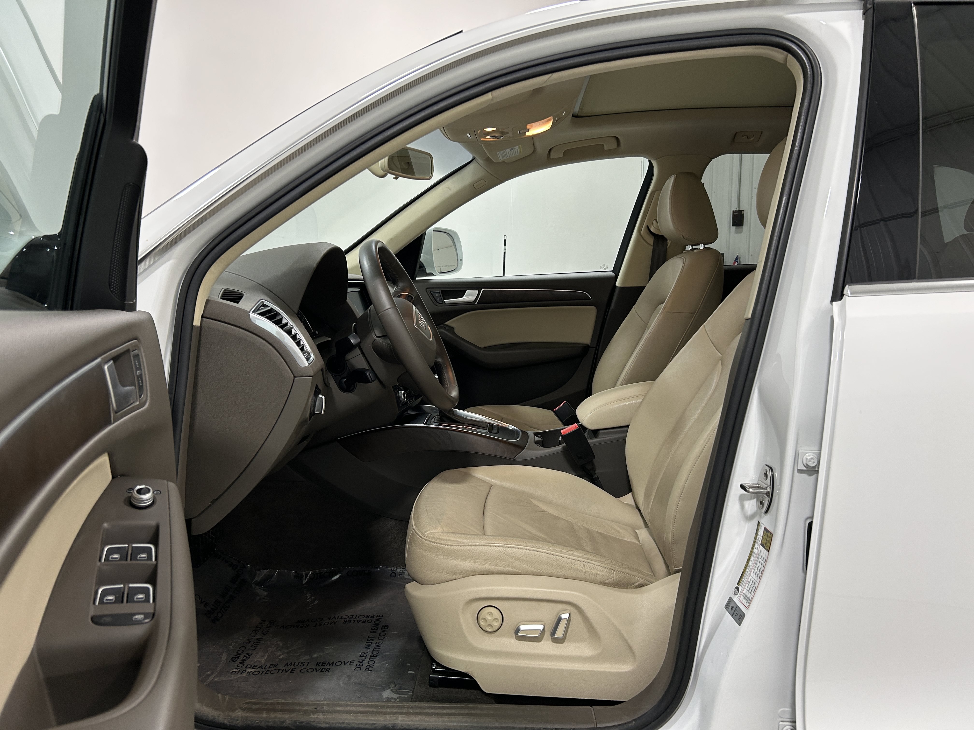 Used 2017 Audi Q5 2.0T Premium AWD/4WD image 4