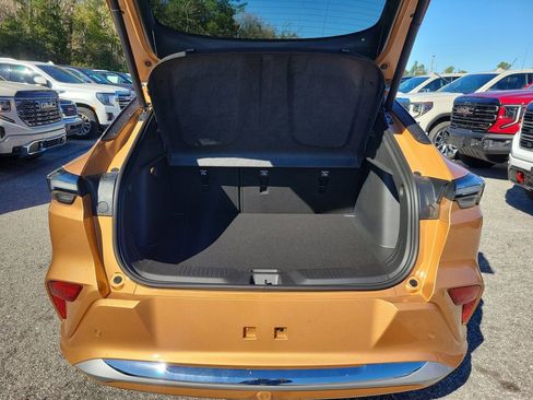 New 2026 Buick Envista Avenir image 9