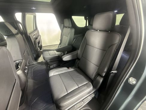 Used 2025 Chevrolet Tahoe Z71 w/ Z71 Off-Road Package AWD/4WD image 26