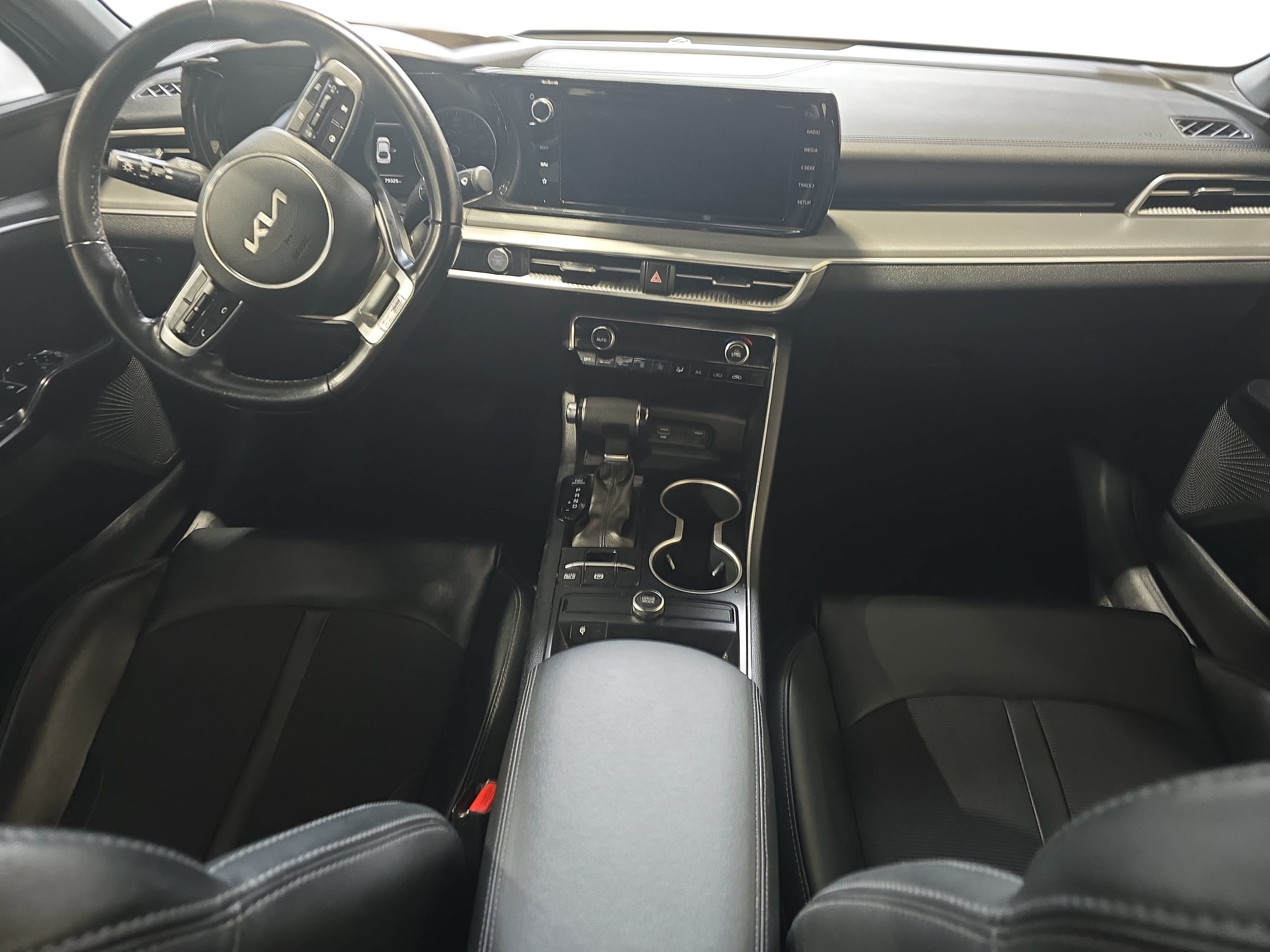 Used 2022 Kia K5 GT-Line w/ GT-Line FWD Premium Package image 9