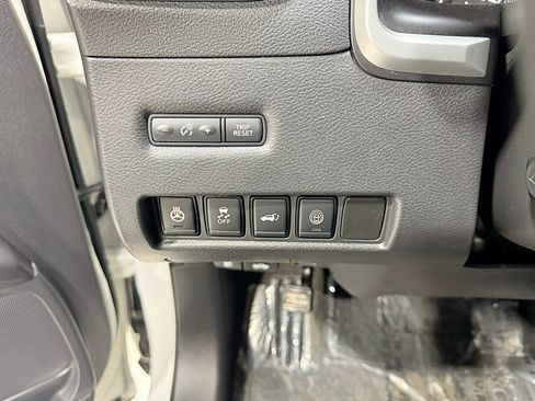 Used 2021 Nissan Murano Platinum w/ Cargo Package image 14