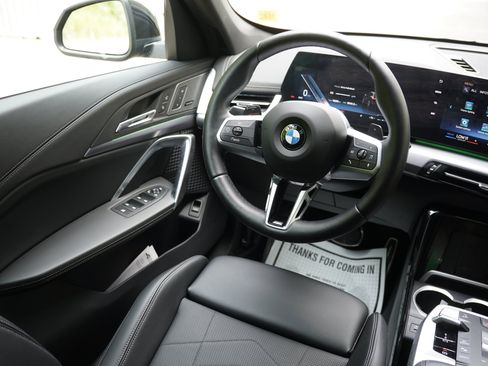 Used 2026 BMW X1 xDrive28i AWD/4WD image 24