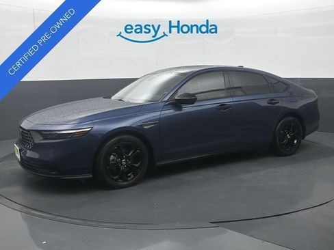 Certified 2025 Honda Accord SE image 4