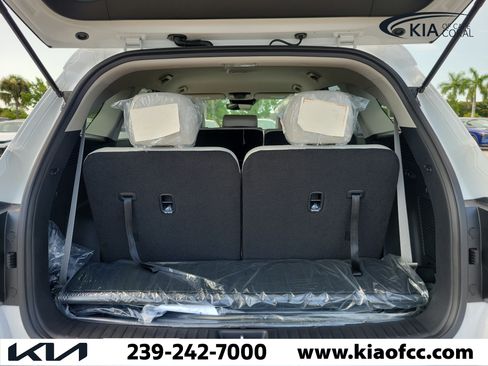 New 2026 Kia Sorento S FWD image 10