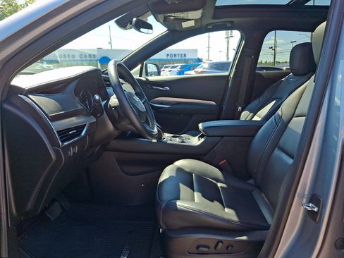 Used 2023 Cadillac XT4 Premium Luxury AWD/4WD image 13