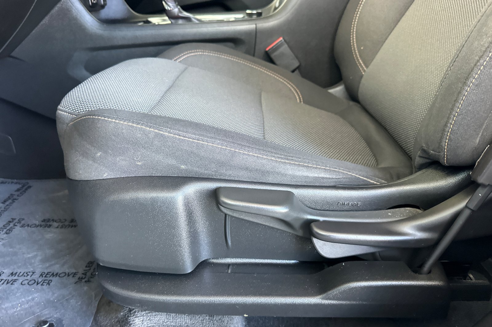 Used 2020 Chevrolet Traverse LS FWD image 13