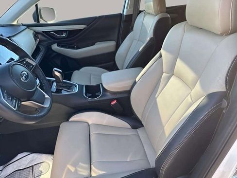 Certified 2025 Subaru Outback Limited image 15