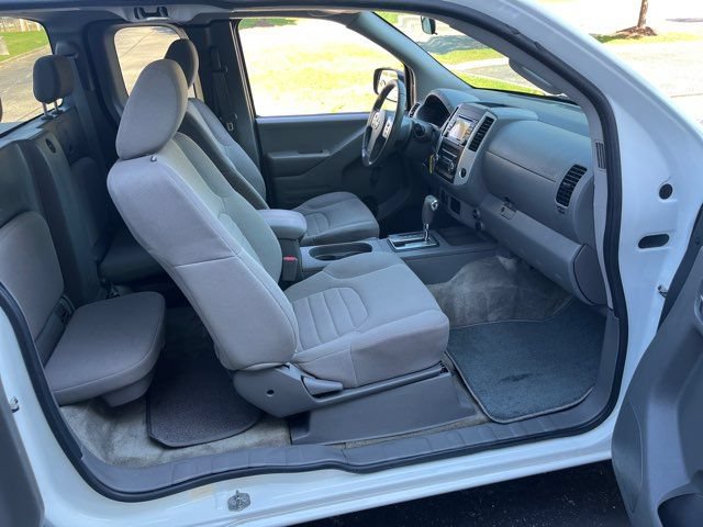 Used 2017 Nissan Frontier S w/ S Work Truck Package RWD image 6
