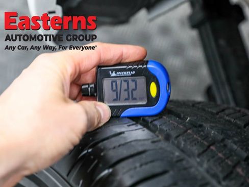 Used 2023 Nissan Frontier S w/ Technology Package image 29