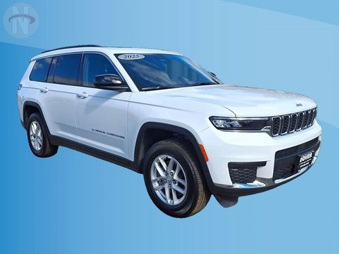 Certified 2025 Jeep Grand Cherokee L Laredo w/ Luxury Tech Group I AWD/4WD image 1