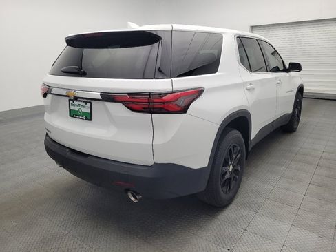 Used 2023 Chevrolet Traverse LS image 9