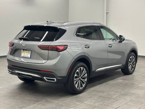 Used 2025 Buick Envision Preferred AWD/4WD image 2