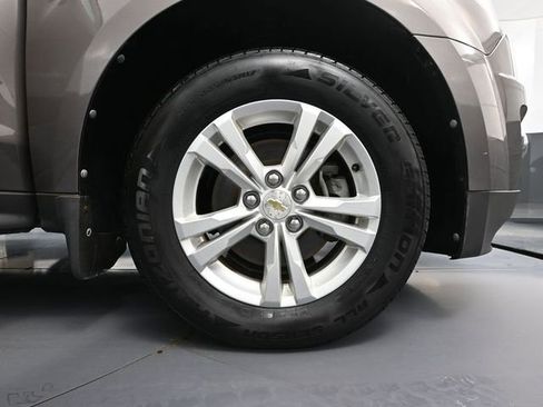 Used 2011 Chevrolet Equinox LT w/ Chrome Appearance Package image 16