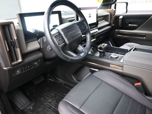 Used 2025 GMC Hummer EV 3X w/ Extreme Off-Road Package AWD/4WD image 18
