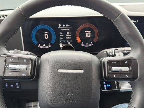 Used 2025 Hyundai Santa Fe XRT image 15