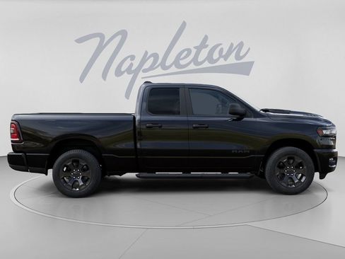 New 2026 RAM 1500 Express AWD/4WD image 23