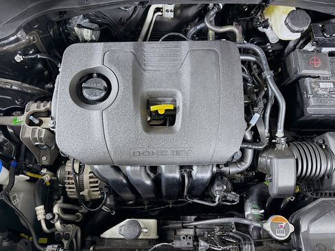 Used 2025 Kia Soul LX w/ LX Technology Package image 38