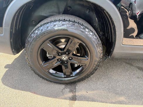 Used 2023 Honda Ridgeline Black Edition image 5