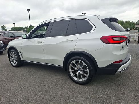 Used 2020 BMW X5 xDrive40i w/ Convenience Package AWD/4WD image 4