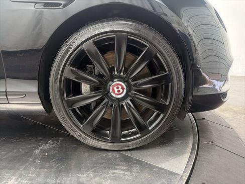Used 2016 Bentley Continental GT image 9