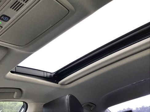Used 2021 Honda Accord Touring image 18