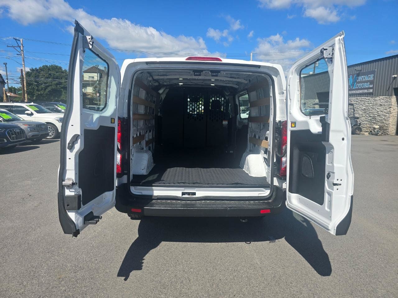 Used 2025 Ford Transit 250 Low Roof w/ Exterior Upgrade Package RWD image 14