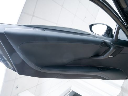 Used 2020 BMW i8 Coupe AWD/4WD image 18