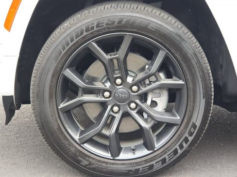 Used 2025 Jeep Grand Cherokee Limited 4xe image 39