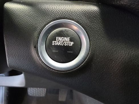 Used 2024 GMC Terrain SLE w/ LPO, Floor Liner Package FWD image 24
