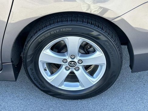 Used 2019 Toyota Sienna LE image 14