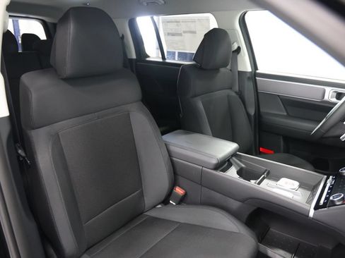 Certified 2026 Hyundai Santa Fe SE AWD/4WD image 17