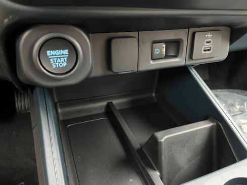 New 2026 Ford Maverick Lariat w/ 4K Tow Package image 17