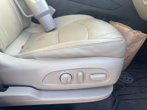 Used 2020 Buick Enclave Essence w/ Sound and Sites Package image 12