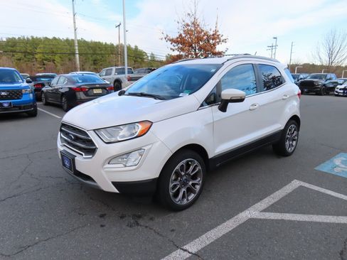 Used 2020 Ford EcoSport Titanium image 3