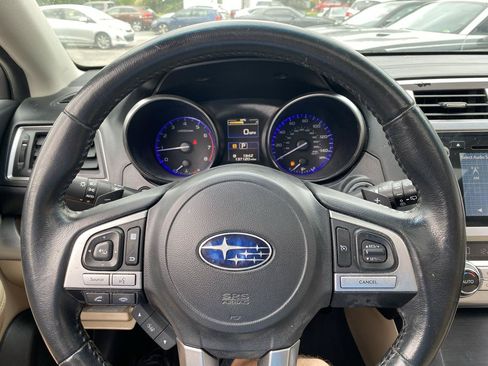Used 2016 Subaru Outback 2.5i Limited AWD/4WD image 28