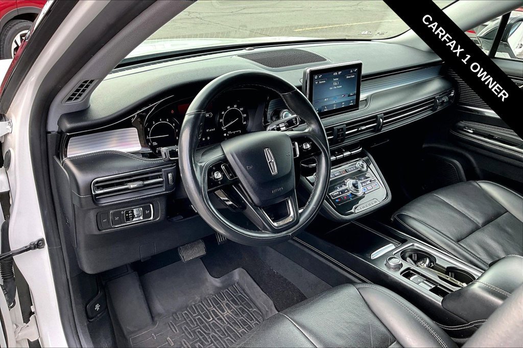 Used 2022 Lincoln Corsair FWD w/ Premium Package image 11