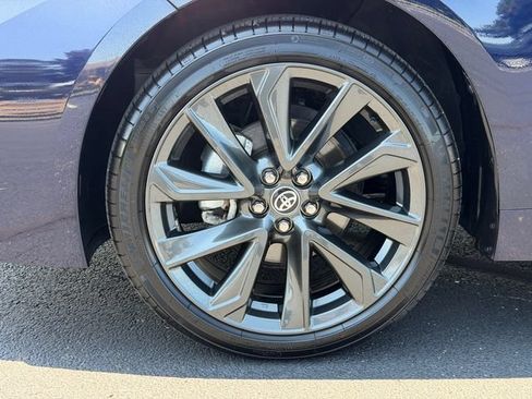 Used 2025 Toyota Corolla SE FWD image 11