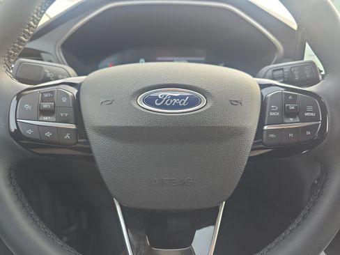 Used 2023 Ford Escape Active w/ Tech Pack #1 AWD/4WD image 14