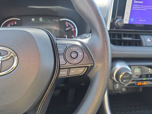 Used 2024 Toyota RAV4 XLE image 21