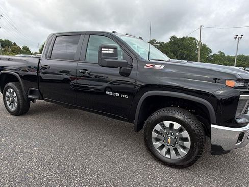 New 2026 Chevrolet Silverado 2500 LT w/ All Star Edition AWD/4WD image 6