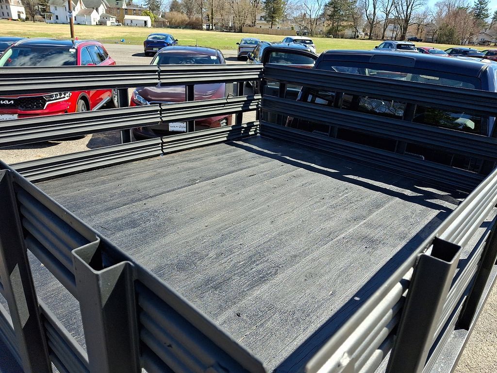 Used 2014 RAM 3500 Tradesman RWD image 11