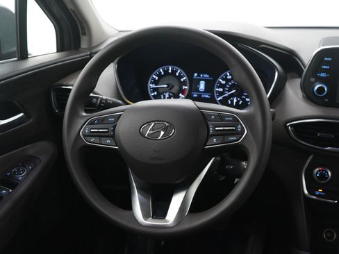 Used 2020 Hyundai Santa Fe SE image 16